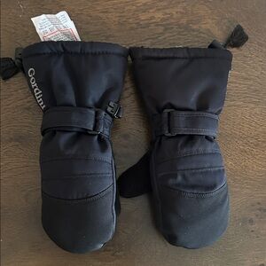 Black Gordini ski / snowboard Mittens